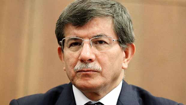 Davutoğlu: Rusya, Suriye'de etnik temizlik yapmaya çalışıyor