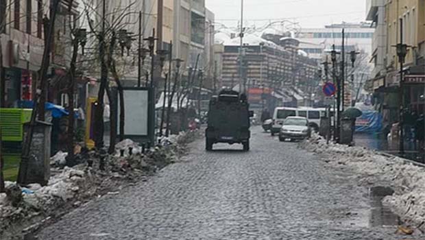 Sur'da sokağa çıkma yasağı  tekrar genişletildi