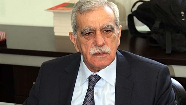 Ahmet Türk: Başkan Barzani de Kürtler’in lideridir, rolünü oynamalı