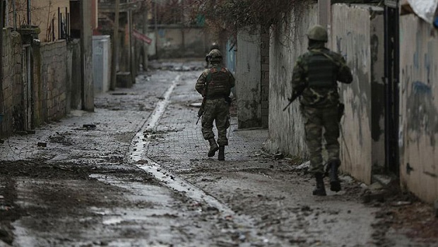 Nusaybin'de patlama; bir asker hayatını kaybetti, iki asker yaralı