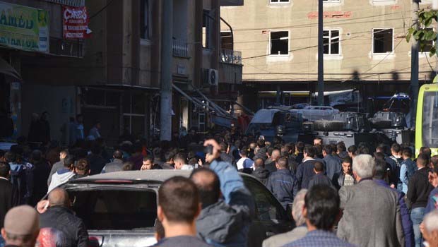 Patlama sonrası Diyarbakır karıştı!