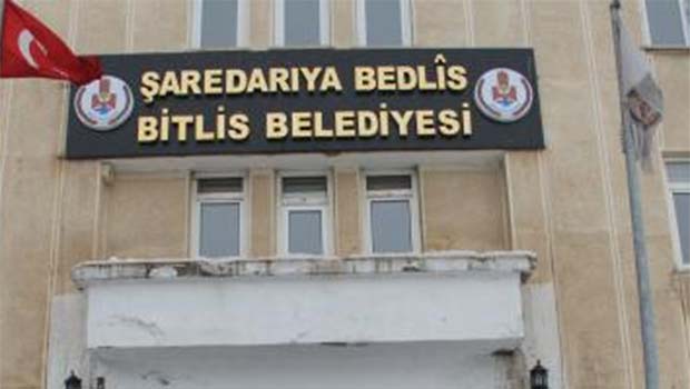 DBP'li 2 Belediye'ye daha baskın düzenlendi