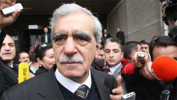 Ahmet Türk Silivri Cezaevi'ne götürüldü