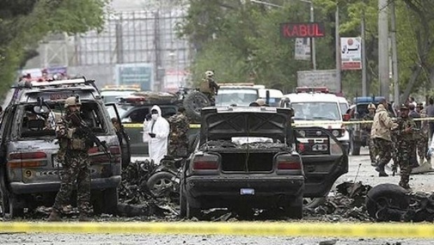 Afganistan'da canlı bomba saldırısı; onlarca ölü ve yaralı!