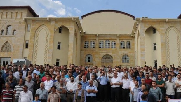 Hakkari halkı il kalmak için yürüyecek