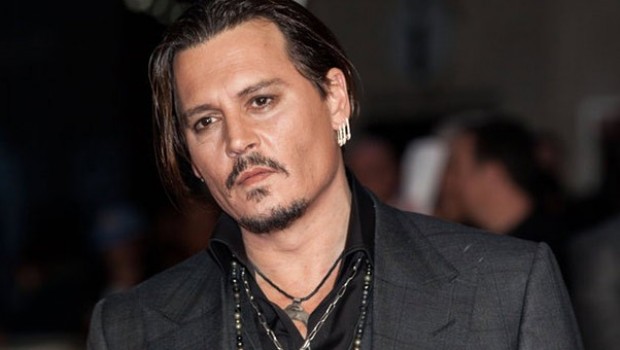 Johnny Depp, Trump'tan özür diledi