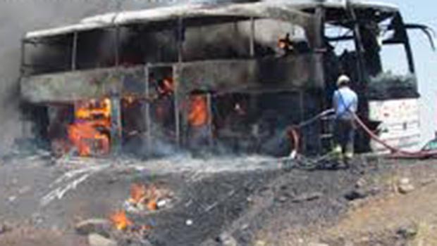 Urfa'da yolcu otobüsünde yangın