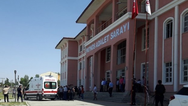 Ağrı'da silahlı saldırı: Ölü ve yaralılar var