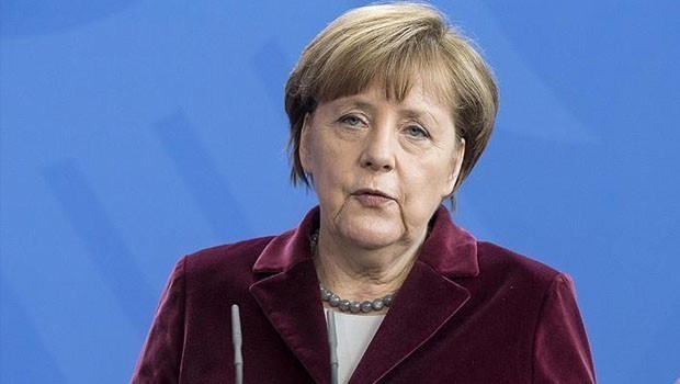 Merkel: Türkiye'yle daha iyi ilişkilerimiz olsun isteriz fakat gerçeğe bakmamız lazım