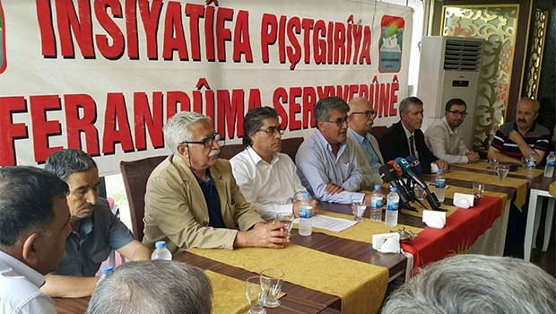 Referandum Konferansına Getirilen Yasak Protesto Edildi