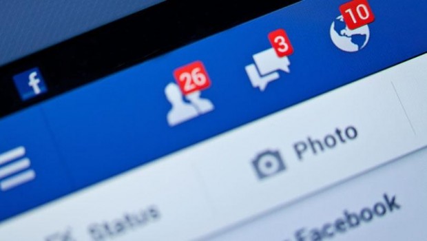 Facebook intikam pornosuna karşı kullanıcıların 'çıplak' fotoğrafını istiyor