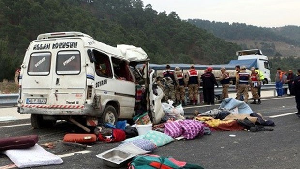 Trafik canavarı Maraş ve Siirt'te çok sayıda can aldı