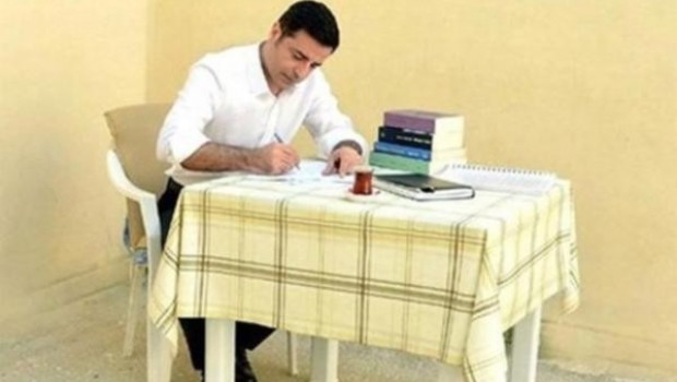 Demirtaş: HDP baraj altında kalmaz, ancak...