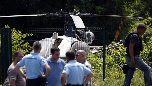 Ünlü gangster helikopterle cezaevinden kaçtı!