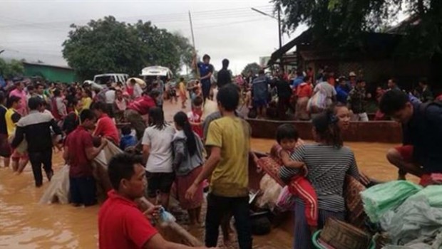 Laos'ta baraj çöktü: Yüzlerce kişi kayıp