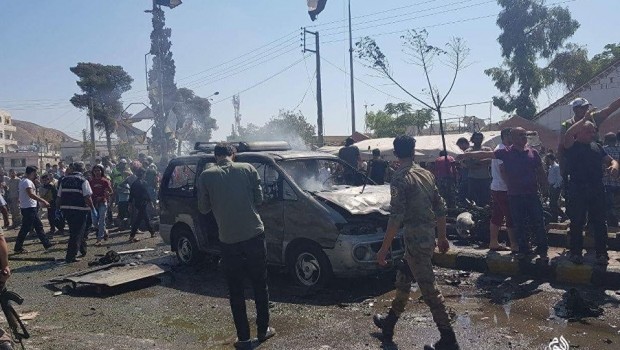 Azez'de bombalı saldırı: Ölü ve yaralılar var!