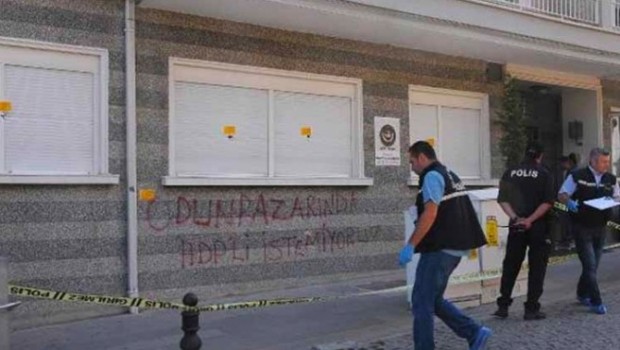 Avukatlık bürosuna silahlı saldırı: HDP'li istemiyoruz