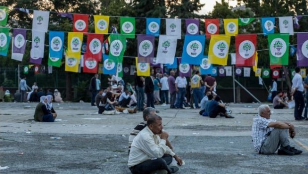 AKP'nin 'kayyum belediyeciliği' çıkışı sonrası HDP ne yapacak?