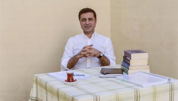 Demirtaş: Partimizde sosyalist arkadaşlar, muhafazakar ve dindar tabanımız sayesinde seçilebiliyor