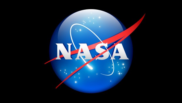 NASA: Dünyaya çok yakından 3 göktaşı geçecek 