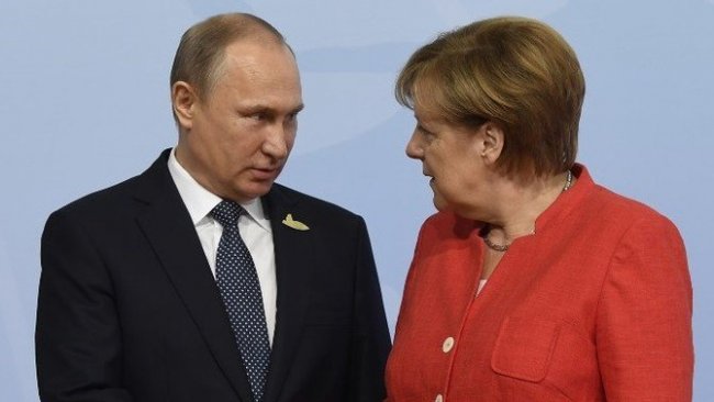 Merkel ve Putin Suriye'yi görüştü