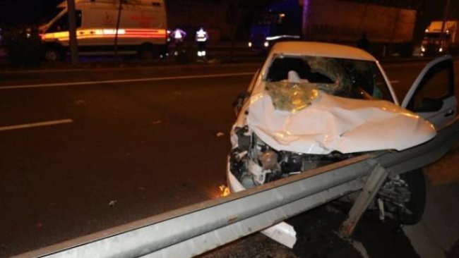 Diyarbakır'da trafik kazası: 3'ü ağır 5 yaralı