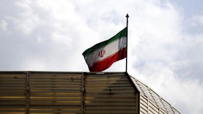 İran'da askeri üsse saldırı!
