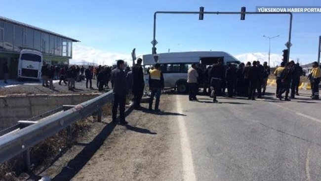 Hakkari yolunda kaza: Çok sayıda yaralı var