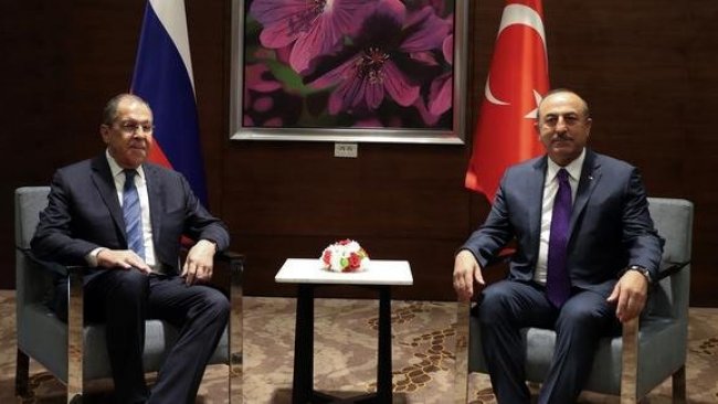 Çavuşoğlu ile Lavrov bir araya geldi