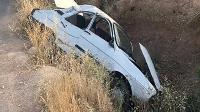 Urfa'da otomobil şarampole devrildi: 5 yaralı