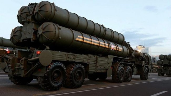 S-400'lerin ilk parçaları Türkiye'ye getirildi