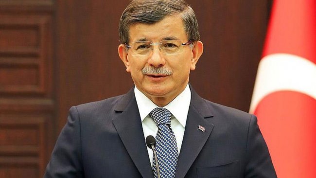 Davutoğlu: Erdoğan, başbakan gibi görünmemi ama hiç birşeye karışmamamı istedi