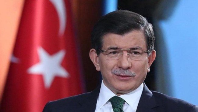 Ahmet Davutoğlu, yeni parti için ilk somut adımı attı