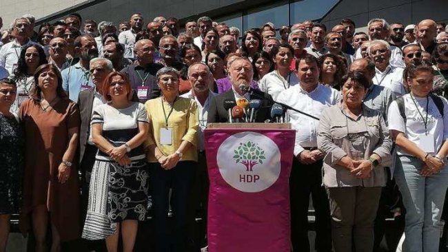 DTK, HDK ve HDP'den Diyarbakır'dan barış çağrısı