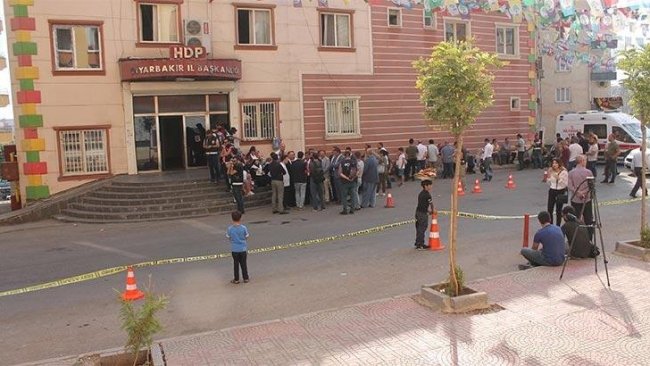 Diyarbakır’da ailelerden HDP hakkında suç duyurusu