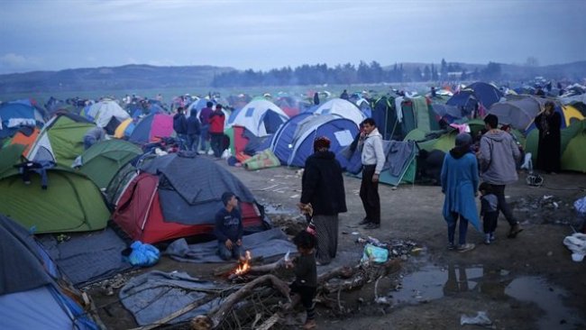 Yunanistan 10 bin sığınmacıyı Türkiye'ye iade edecek