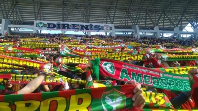 Amedspor taraftarları ‘Savaşa Hayır’ dedi