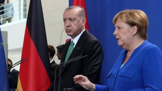 Erdoğan ile Merkel'den Rojava görüşmesi