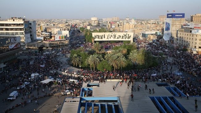 Göstericiler, Bağdat'taki Tahrir Meydanı’na akın etti