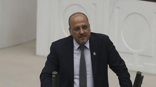 Ahmet Şık, HDP’den istifa etti