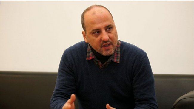 Ahmet Şık: 'komplo teorilerine itibar etmeyin'
