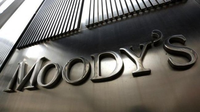 Moody's Türkiye'nin kredi notunu düşürdü