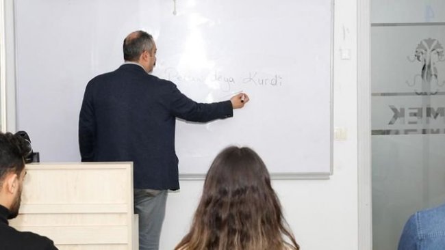 İSMEK’lerde Kürtçe kurs başvuruları başladı