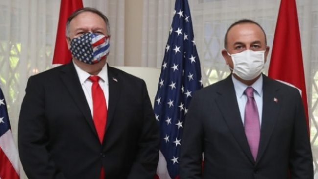 NATO toplantısına Pompeo-Çavuşoğlu tartışması damga vurdu