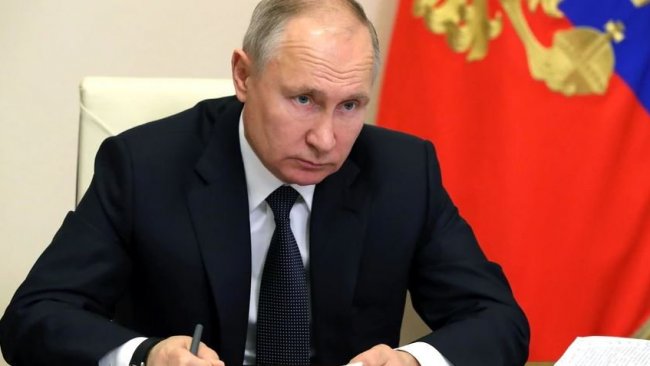 Putin: Suriye'de militanların kontrol ettiği alanlar tehdit oluşturuyor