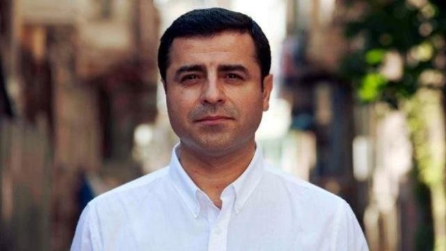 CHP'li Tanrıkulu, Demirtaş'ı ziyaret etti: 'Hazırlanan iddianamenin farkında'