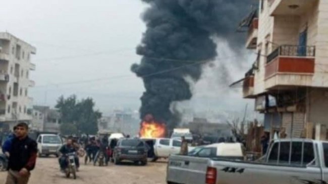 Afrin'de bomba yüklü minibüste patlama