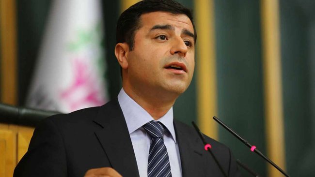 Selahattin Demirtaş: Bırakın cevap vermeyi, günahımızı vermeyiz!