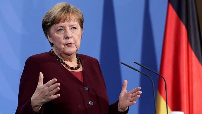 Merkel: Türkiye'nin AB'ye üye olmasını beklemiyorum