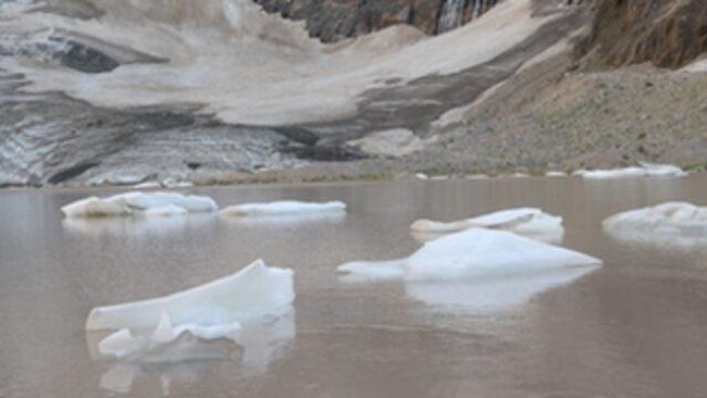 Cilo Dağı'nın 20 bin yıllık buzulları eriyor